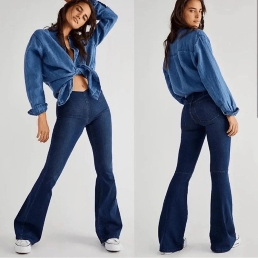 Free People Flare Jeans Pull On Bell Bottoms Womens Size 26 - Picture 1 of 11